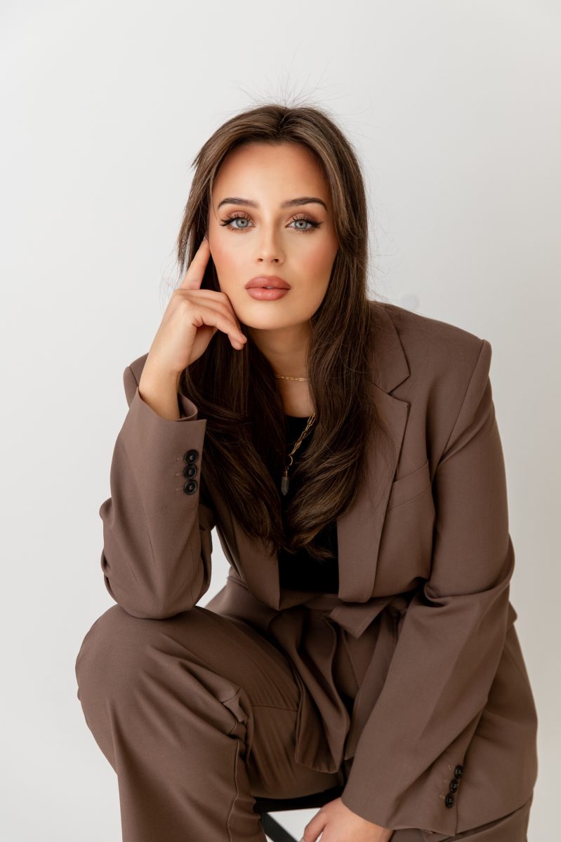 Naturalna sesja kobieca w studio MelonoweLove Łódź